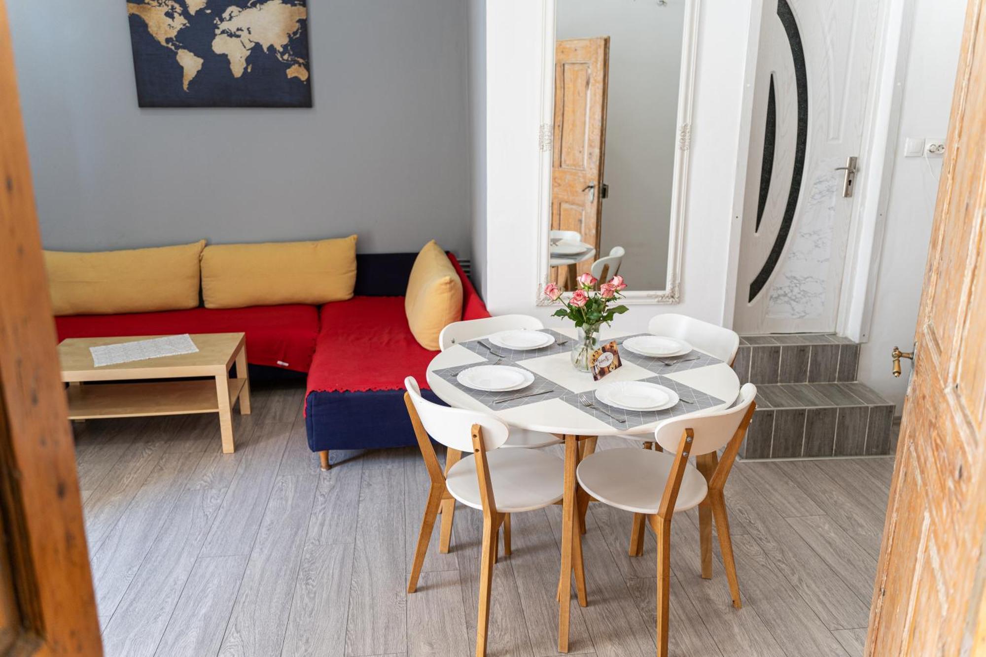 Fabini Apartments Medias Exterior photo